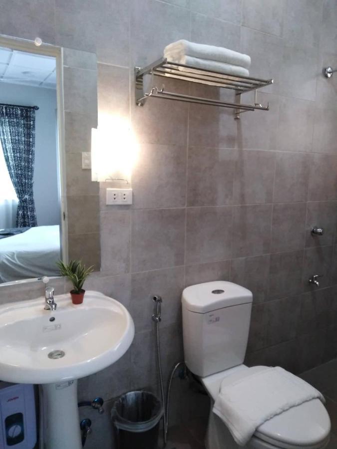R Bed And Breakfast Baguio City Bagian luar foto